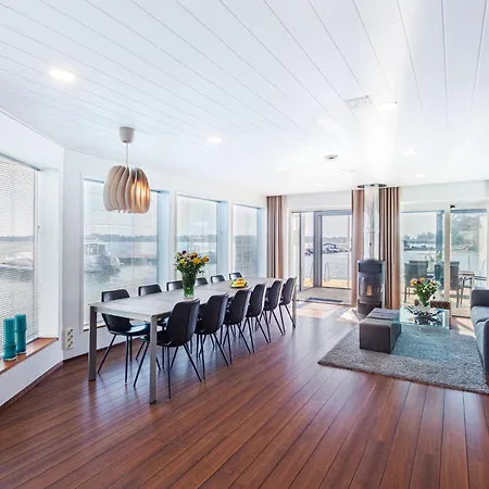 Helmi By Interhome
